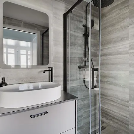La Maison Bizot 53 T3 By Ecoflats Appartement *